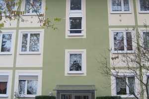 Gut geschnittene 3 ZKB mit Balkon! – Naumburger Straße 39, 34127 Kassel – Vorschaubild 1