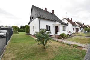 DIETZ: Einfamilienhaus mit Garage, großem Garten in einer ruhigen Randlage! Wohnhausanbau möglich! – Darmstadt-Dieburg (Kreis) – Vorschaubild 6