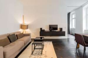 Wohnen im grünen Hinterhof – Die vollständige Adresse der Immobilie erhältst du vom Anbieter., 10119 Prenzlauer Berg, Berlin – Vorschaubild 1