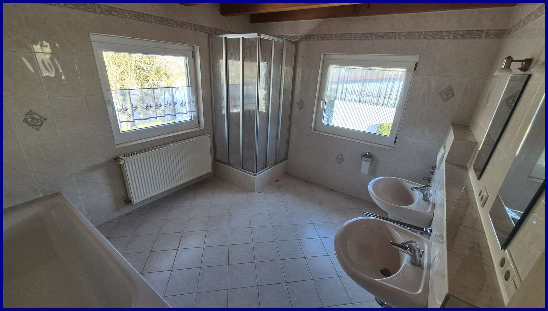 Immobilie in Stühlingen - Stühlingen/Bettmaringen - 4 Zim. Wohnung 135 m² mit Ausbaupotenzial - Bild 0