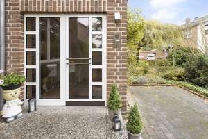 Property thumbnail 10