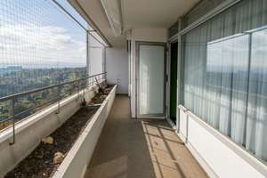 Traumhafte Aussichten - große 4,5-Zimmerwohnung mit 2-Tiefgaragenstellplätzen – Die vollständige Adresse der Immobilie erhältst du vom Anbieter., 70437 Freiberg, Stuttgart – Vorschaubild 9