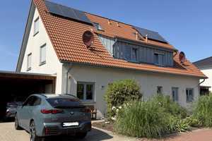 Große Doppelhaushälfte mit einem Carport und Abstellraum – Hannover (Kreis) – Vorschaubild 2