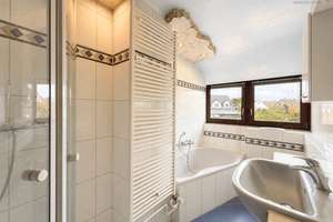 Großzügiges Zweifamilienhaus mit Garten und Pool in Katzwang – Die vollständige Adresse der Immobilie erhältst du vom Anbieter., 90455 Katzwang, Reichelsdorf Ost, Reichelsdorfer Keller, Nürnberg – Vorschaubild 14