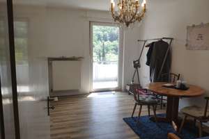 Stilvoll saniert: Vier-Zimmer-Wohnung in Würzburg – 97082 Steinbachtal, Würzburg – Vorschaubild 4