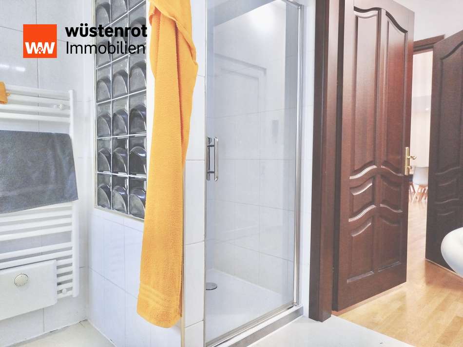 Badezimmer (DG 1)