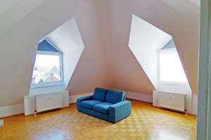Großzügige 3-Zimmer-Galeriewohnung in zentraler Lage
