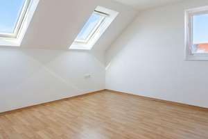 Lebendig wohnen in Bielefeld: 3-Zimmer-Dachgeschosswohnung – 33647 Brackwede, Bielefeld – Vorschaubild 3