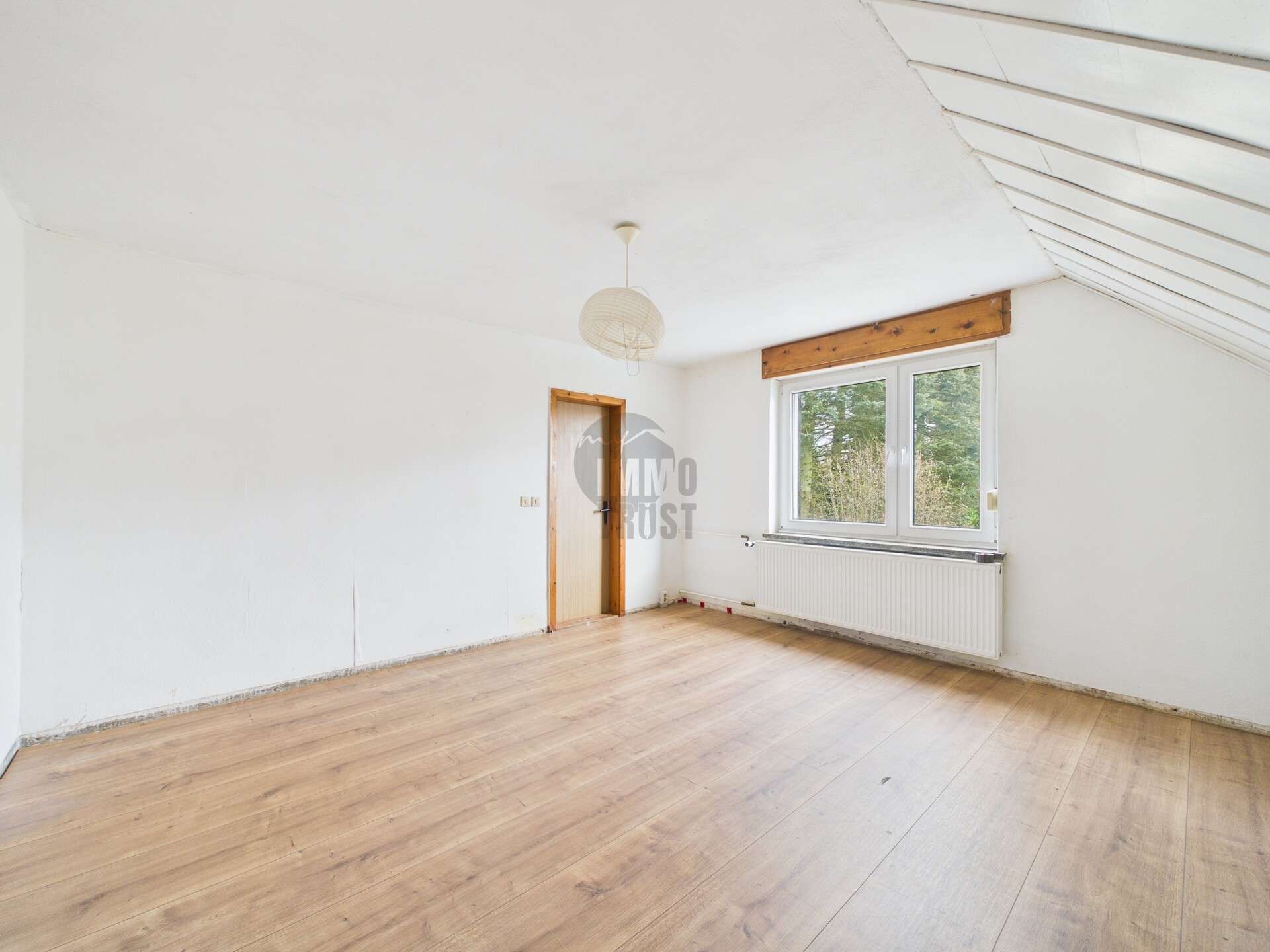 Immobilie in Boitzenburger Land - RUHEOASE AM DORFRAND MIT GROSSZÜGIGEM GRUNDSTÜCK UND SCHLOSSPANORAMA - Bild 0