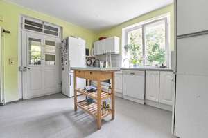 Großes Einfamilienhaus mit Garten, Garage und Nebengebäuden in 79312 Emmendingen-Windenreute – Die vollständige Adresse der Immobilie erhältst du vom Anbieter., 79312 Emmendingen – Vorschaubild 30