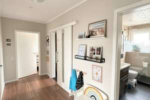 Leverkusen - Hitdorf! Moderne 3 Zi.- 78m² Wohnung mit Sonnenbalkon in zentraler Wohnlage – 51371 Hitdorf, Leverkusen – Vorschaubild 9