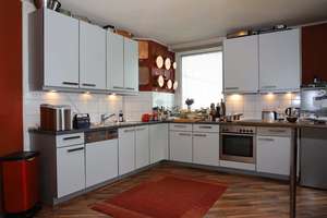 Hannover List:  Sehr großzügige Wohnung mit TG-Stellplatz und Lift – Die vollständige Adresse der Immobilie erhältst du vom Anbieter., 30161 List, Hannover – Vorschaubild 9