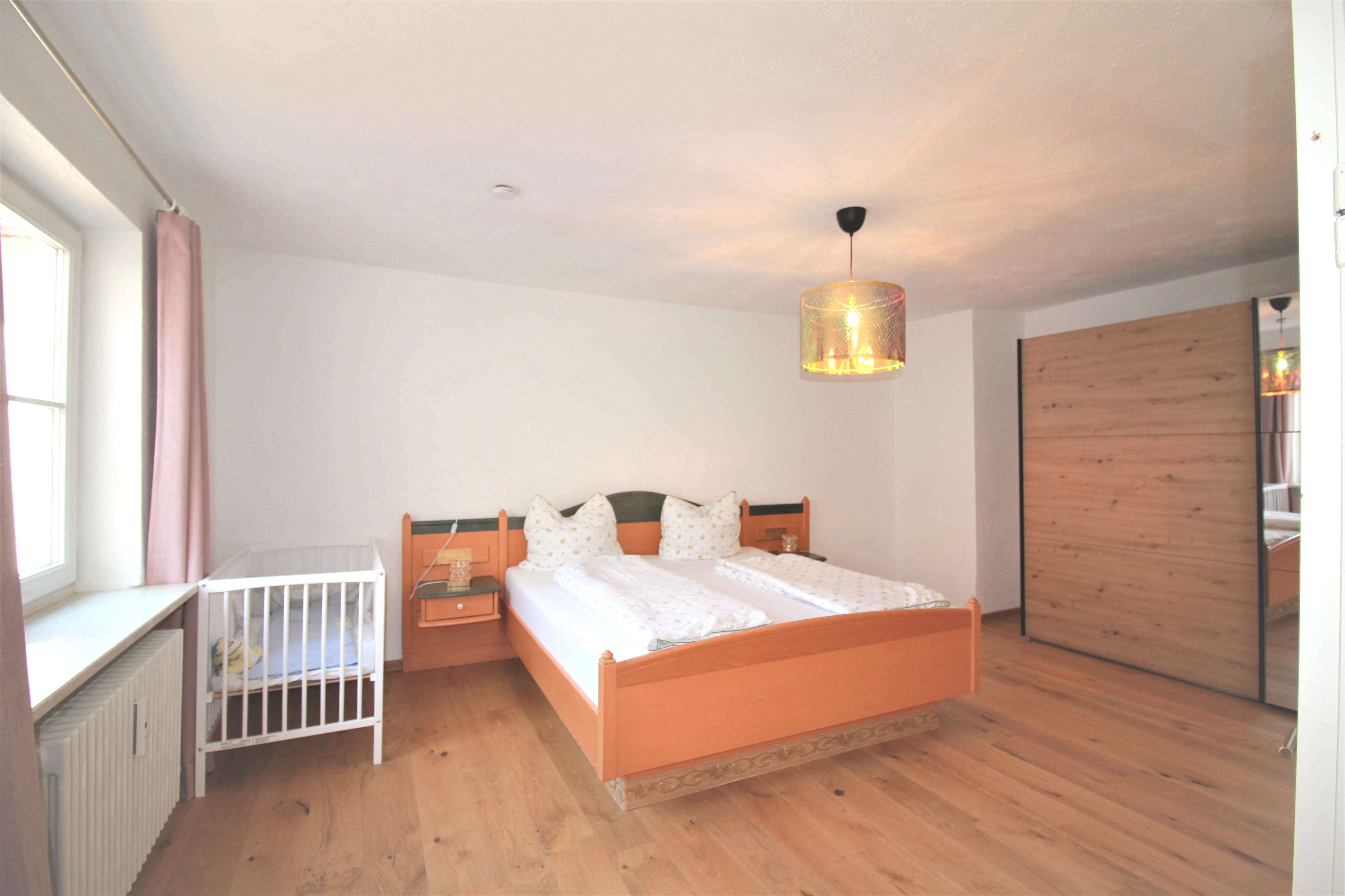 Immobilie in Kolbermoor - **Traumhaft schöne ca. 130 m² Wohnung mit Lichtinnenhof in Kolbermoor** - Bild 3