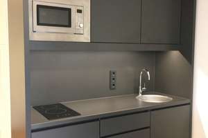 Sehr schönes möbliertes Studentenapartment – Am Oberwiesenfeld 9, 80809 Am Riesenfeld, München – Vorschaubild 4