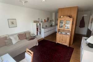 Helle 2-Zimmer-Wohnung mit Balkon und moderner Einbauküche – Die vollständige Adresse der Immobilie erhältst du vom Anbieter., 80686 Land in Sonne, München – Vorschaubild 1