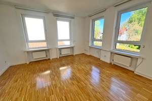 Park-Juwel: Loggia,Lift,Panoramablick u. Doppel-TG – Die vollständige Adresse der Immobilie erhältst du vom Anbieter., 22143 Rahlstedt, Hamburg – Vorschaubild 13