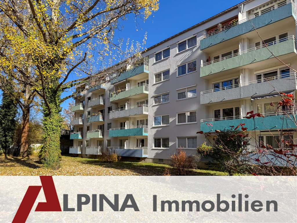 Mitten im Zentrum! Perfekte 2-Zimmer-Wohnung mit Balkon und Blick ins Grüne!