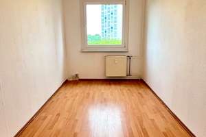Schöner Wohnen: 3 Zimmerwohnung mit grünem Blick! – Elsterwerdaer Str. 18, 1239 Prohlis-Süd, Dresden – Vorschaubild 9