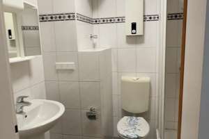 von PRIVAT: ruhig und schön wohnen: 3,5 Z | 2. OG | KM 494€ – Fernewaldstraße 37, 46119 Klosterhardt-Nord, Oberhausen – Vorschaubild 9