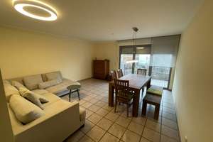 Helle teilmöblierte 2-Zimmer Wohnung mit Balkon in Duisburg Altstadt