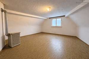 Sanierungsobjekt mit Ausbau- und Neubauperspektive in Stuttgart-Birkach – Die vollständige Adresse der Immobilie erhältst du vom Anbieter., 70599 Birkach-Nord, Stuttgart – Vorschaubild 8