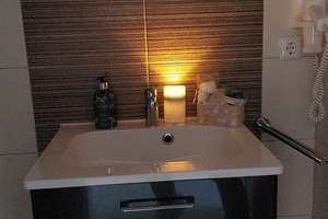Traumhafter barrierefreier vollständig eingerichteter 3-Zimmer-Bungalow  – Schwimmbadallee 6, 21789 Wingst – Vorschaubild 17