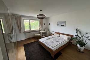 Von Privat: 4 Zimmer Wohnung in Harlaching - tolle Lage, toller Schnitt, tolles Leben – Die vollständige Adresse der Immobilie erhältst du vom Anbieter., 81547 Giesing, München – Vorschaubild 6
