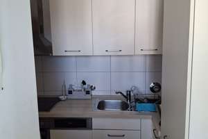 ~ ZENTRUMSNAH mit ERKER & HOHEN DECKEN ~ ATTRAKTIVE 3 Zi. IM SANIERTEM ALTBAU ~ – Heinrich Baumann Str 19, 70190 Stöckach, Stuttgart – Vorschaubild 5