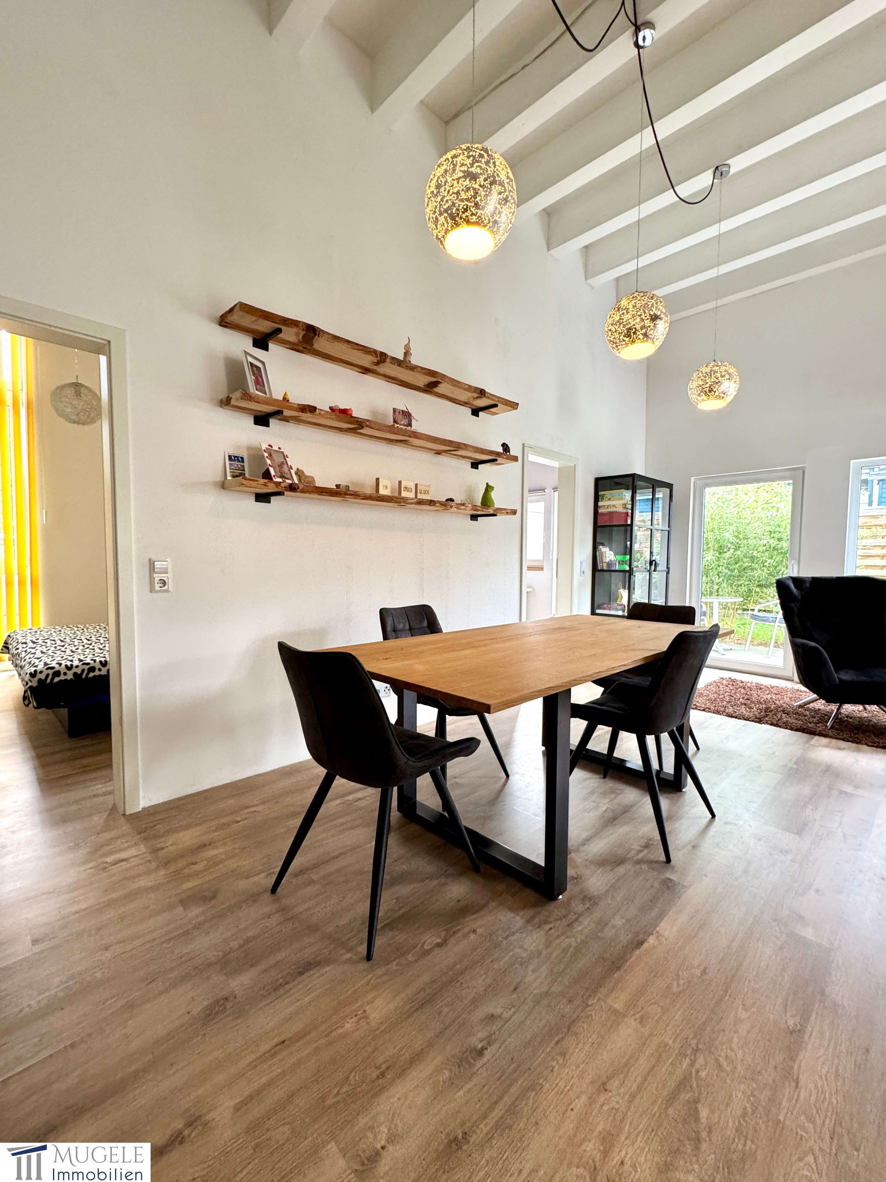 Immobilie in Holzgerlingen - 🏠 Besonderes Architektenhaus in Holzgerlingen – charmant & vielseitig - Bild 0