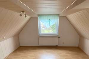 Einfamilienhaus mit zwei Garagen und großer Balkonterrasse – 99869 Seebergen – Vorschaubild 15