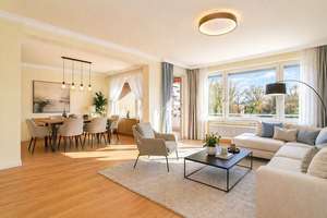 Viel Platz zum Ankommen: Tolle 4-Zimmer-Wohnung mit Süd-Balkon und TG-Stellplatz in HH-Poppenbüttel!