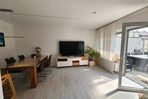 N-Kornburg großzüg. RMH mit opt. Raumaufteil., zeitgem. saniert, mit gepfl. Garten, Balkon u. Garage – Die vollständige Adresse der Immobilie erhältst du vom Anbieter., 90455 Kornburg, Worzeldorf, Nürnberg – Vorschaubild 6