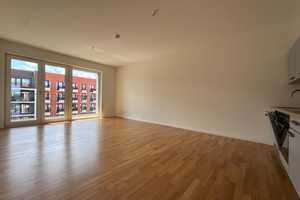 2-Zimmerwohnung mit Einbauküche und Balkon – Heidestraße 21, 10557 Berlin – Vorschaubild 1