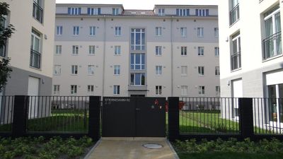 4,5-Zi-Whg / gr. Wohnküche / Vollbad / Gäste-WC / gr. Balkon / von privat in Berlin-Johannisthal