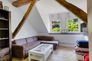 !!Historischer Charme trifft auf modernen Luxus!!
Schöner Resthof mit 2 Einliegerwohnungen in beste – Leer (Kreis) – Vorschaubild 15