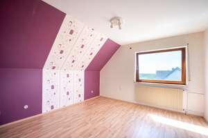 Großzügiges Wohnhaus mit vielseitigen Nutzungsmöglichkeiten in bevorzugter Lage von Höhn – Die vollständige Adresse der Immobilie erhältst du vom Anbieter., 56462 Höhn – Vorschaubild 23