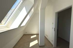 Dachgeschoss-Highlight mit Aufzug, Klimaanlage und Dachterrasse – Schleinufer 23, 39104 Altstadt, Magdeburg – Vorschaubild 10