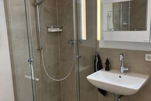 Hochwertig renovierte 2‑Zimmer Wohnung mit großem Balkon – Mauerkircherstraße 85, 81925 Herzogpark, München – Vorschaubild 12