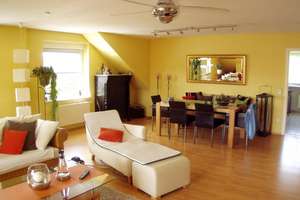 Siegen-Feuersbach! Sie stellen hohe Ansprüche? Lichtdurchflutete, besondere 4 ZKB + 2 Balkone  !!! – Rinzenbergstr. 25, 57074 Feuersbach, Siegen – Vorschaubild 4