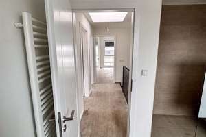 Neuwertige Doppelhaushälfte aus 2026 mit ca. 180 m² und Energieeffizienz A+ – Die vollständige Adresse der Immobilie erhältst du vom Anbieter., 12487 Johannisthal, Berlin – Vorschaubild 24