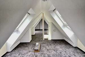 Ansprechende 3-Zimmer-DG-Wohnung in Wuppertal – Franzenstraße 14, 42105 Elberfeld, Wuppertal – Vorschaubild 14