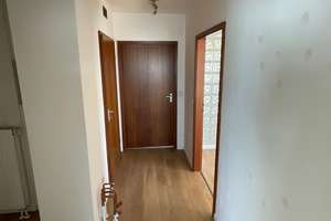 Helle 2-Zimmerwohnung mit Balkon – Kreuzsteinstraße 28, 90441 Schweinau, Nürnberg – Vorschaubild 5