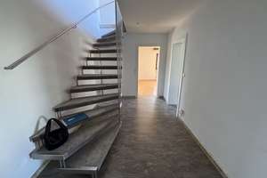 Wohnen auf zwei Ebenen: Moderne 5,5 Zim.-Maisonette mit Balkon und Terrasse – Die vollständige Adresse der Immobilie erhältst du vom Anbieter., 70567 Möhringen-Süd, Stuttgart – Vorschaubild 23