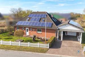 Ihr neues Zuhause im Grünen – Einfamilienhaus mit fünf Zimmern und großem Garten – Die vollständige Adresse der Immobilie erhältst du vom Anbieter., 25855 Haselund – Vorschaubild 2
