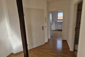 Helle Dachgeschosswohnung mit Weitblick über Dresden in beliebter Lage von Gruna – Eibenstocker Straße 28, 1277 Gruna, Dresden – Vorschaubild 11