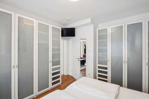 Einzugsbereites mediterranes Traumhaus in den Hamburger Elbvororten – Voll möbliert – Die vollständige Adresse der Immobilie erhältst du vom Anbieter., 22589 Iserbrook, Hamburg – Vorschaubild 6