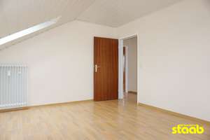 GEMÜTLICHE DACHGESCHOSSWOHNUNG MIT EINBAUKÜCHE *** SULZBACH AM MAIN – Die vollständige Adresse der Immobilie erhältst du vom Anbieter., 63834 Sulzbach am Main – Vorschaubild 7