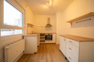 Klassischer Charme trifft Moderne: 7 Zimmer, Pool, Terrasse und flexible Nutzungsmöglichkeiten – Stützelstraße 13, 67069 Ludwigshafen am Rhein – Vorschaubild 2