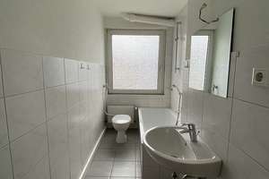 Schöne 2-Zimmer-Wohnung in zentraler Lage in Schalke/Bismarck! – Bismarckstr. 74, 45881 Schalke, Gelsenkirchen – Vorschaubild 5