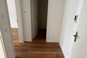 2 Zimmer Wohnung 1.OG mit Balkon – Die vollständige Adresse der Immobilie erhältst du vom Anbieter., 85551 Kirchheim bei München – Vorschaubild 8